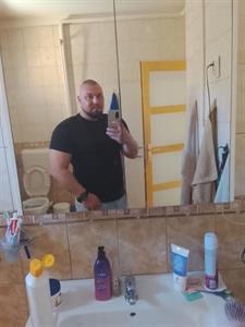 Dafa 29 éves férfi, Veszprém megye