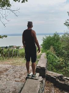 Damian 33 éves férfi, Budapest