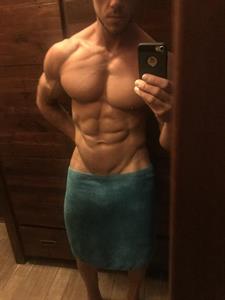 Dani 34 éves férfi, Veszprém megye