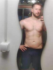 Dani 33 éves férfi, Győr-Moson-Sopron megye