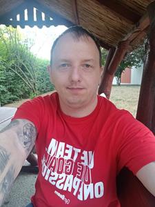 Dani 34 éves férfi, Pest megye