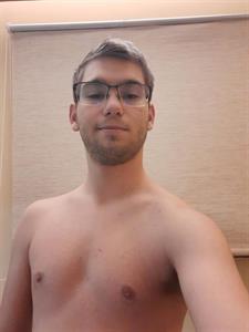 Darni 19 éves férfi, Békés megye