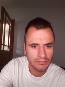 Dave 38 éves férfi, Budapest