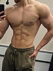 David 33 éves férfi, Fejér megye