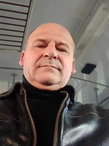 David 52 éves férfi, Pest megye