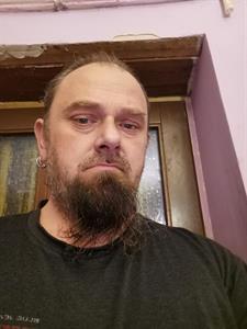 Deicide 39 éves férfi, Komárom-Esztergom megye