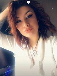 Dia 25 és 38 éves nő, Pest megye