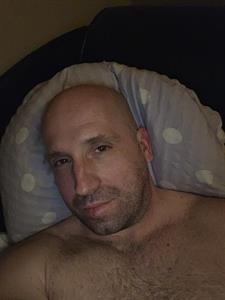 Dio13 41 éves férfi, Pest megye