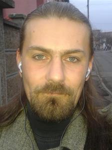 DJ_Headset 42 éves férfi, Budapest