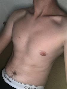 Dominik 21 éves férfi, Pest megye