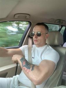 Don Bracso 25 éves férfi, Heves megye