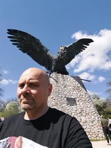 Dunhill 48 éves férfi, Nitriansky