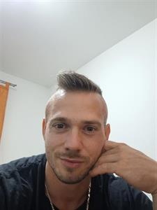 Dzsim 32 éves férfi, Győr-Moson-Sopron megye