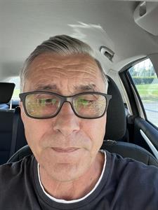 Eugen 60 éves férfi, Budapest