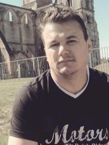 Fedel 51 éves férfi, Komárom-Esztergom megye