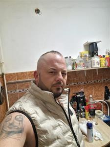 Ferike 35 éves férfi, Pest megye