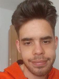 FiatalHusi23 23 éves férfi, Budapest