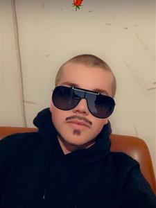 Fiúka 18 éves férfi, Fejér megye
