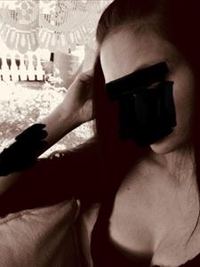 Flamingo 42 éves nő, Budapest