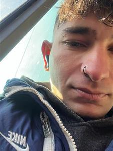 Gabesz 32 éves férfi, Győr-Moson-Sopron megye