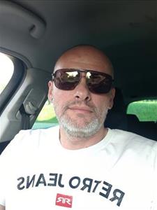 Gabesz 48 éves férfi, Pest megye