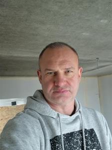 Gabesz 52 éves férfi, Budapest