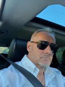 Gabi 51 éves férfi, Budapest