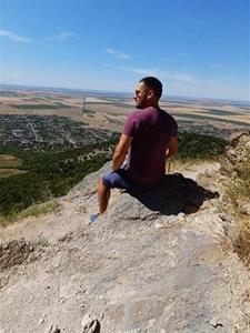 Gábor 35 éves férfi, Csongrád megye