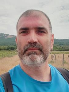 Gábor 45 éves férfi, Heves megye