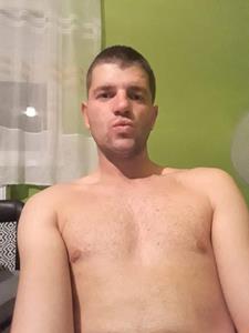 Gábor 28 éves férfi, Borsod-Abaúj-Zemplén megye
