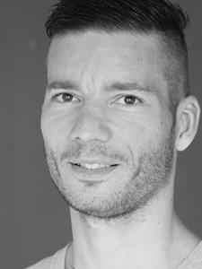 Gábor 39 éves férfi, Budapest