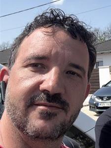 Gábor 49 éves férfi, Pest megye