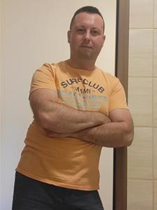 Gábor 38 éves férfi, Győr-Moson-Sopron megye
