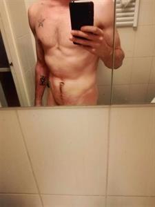 Gábor0616 30 éves férfi, Budapest