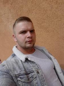 Gabor26 27 éves férfi, Budapest
