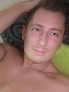 Gabriel 32 éves férfi, Budapest