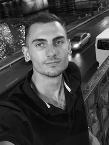 Gergő 23 éves férfi, Vas megye