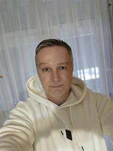 Gery 50 éves férfi, Budapest