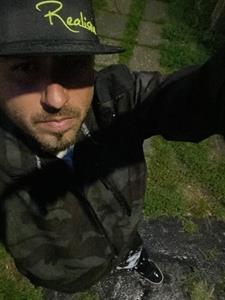 Gery30 32 éves férfi, Pest megye