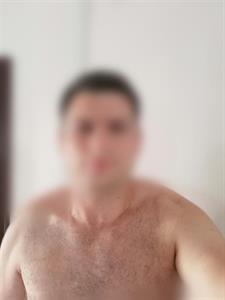 Ghost 34 éves férfi, Komárom-Esztergom megye