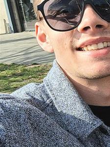 Greg 23 éves férfi, Csongrád megye