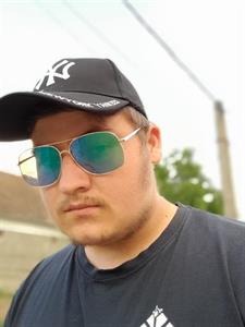 Gyula 24 éves férfi, Bihor