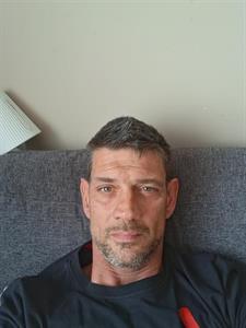 Gyuri 51 éves férfi, Budapest