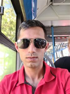 Gyuszi t szekszes 25 éves férfi, Pest megye