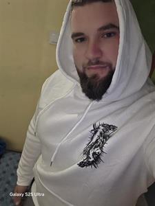 Helloka221 27 éves férfi, Budapest