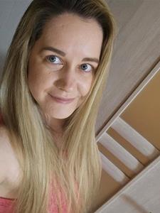 Honey 33 éves nő, Budapest