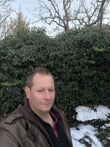 Hpeter 41 éves férfi, Pest megye