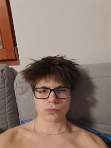 Huncutka18 23 éves férfi, Budapest