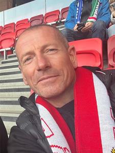 Igi 49 éves férfi, Győr-Moson-Sopron megye