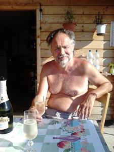 iminimi 75 éves férfi, Fejér megye